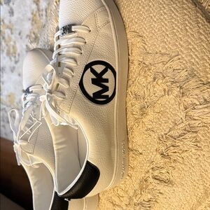 Brand-new Michael Kors White Sneakers with Black Logo